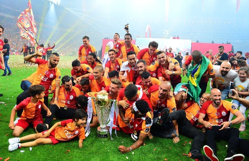 Şampiyon Galatasaray 10