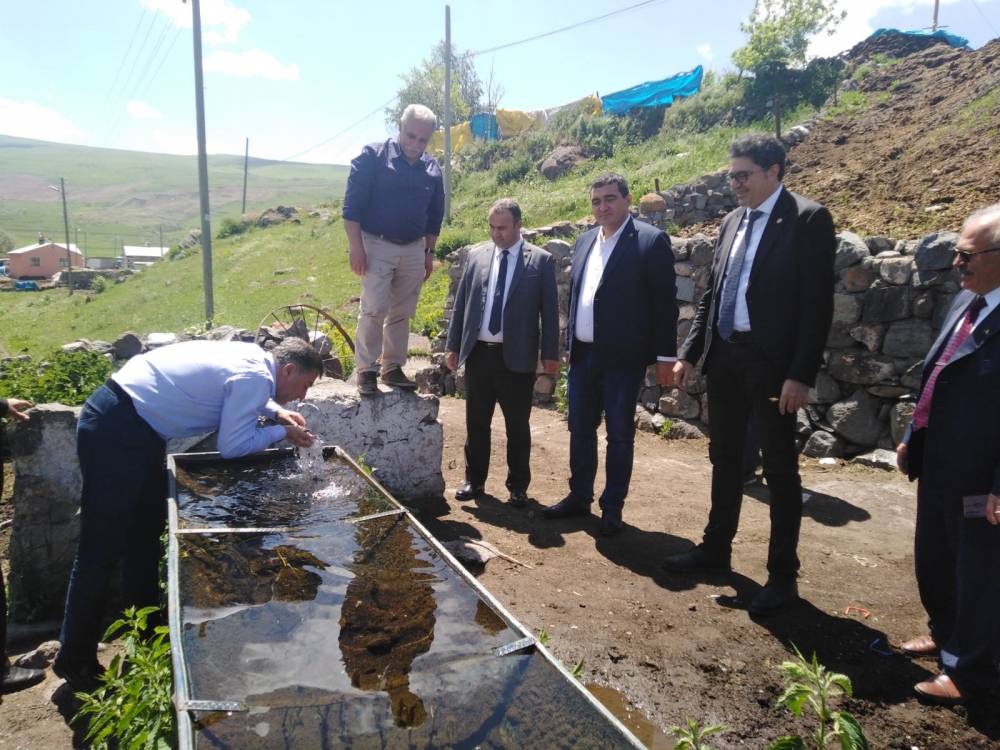 CHP'li Vekiller Kars'a Çıkarma Yaptı 48