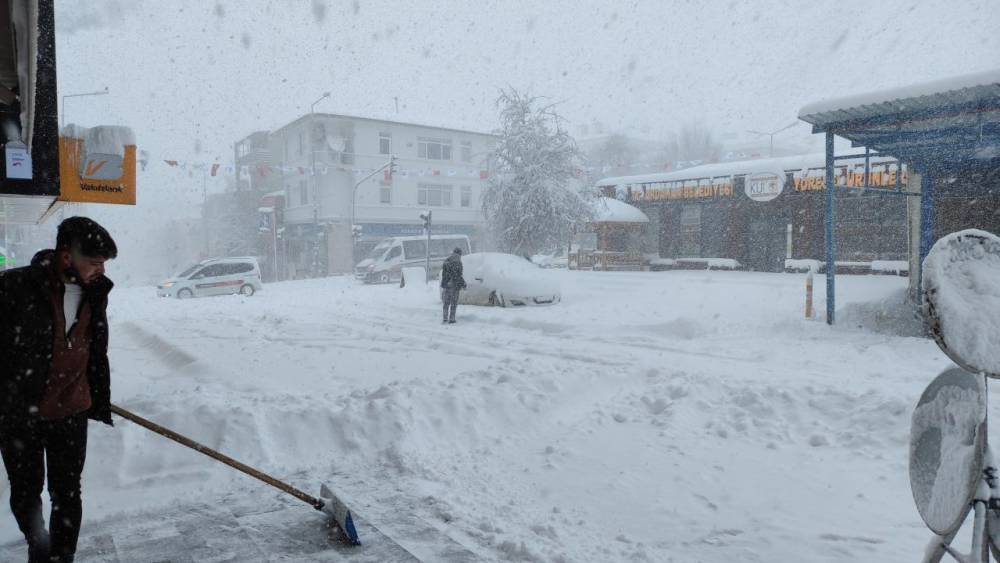 Ardahan 'Kar ve Tipi' Esaretinde! 4