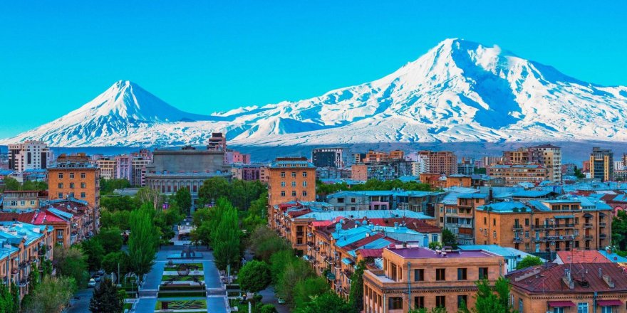 Ermenistan Batıya Yaklaşırken.. Erivan'dan AB Üyeliği İçin Referandum Mesajı