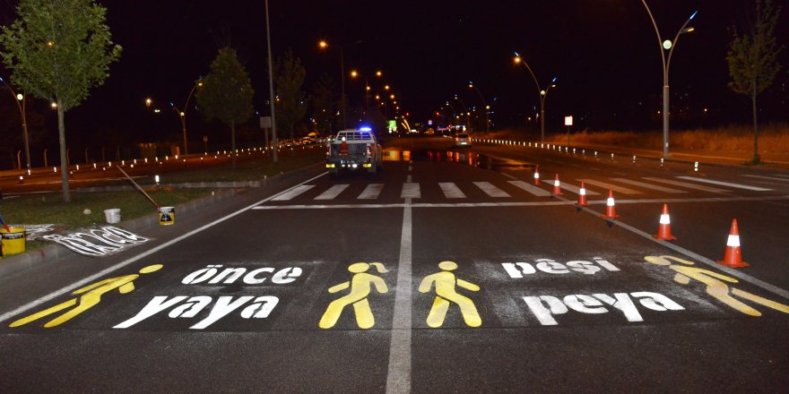 CHP'li Alp, Toplumsal Hafızaya Dikkat Çekiyor.. 'Peşi Peya' Yasağına Tepki!