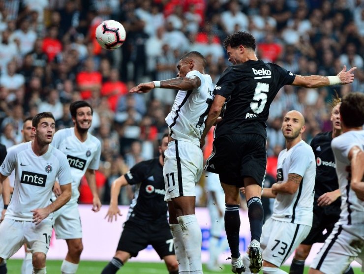 Beşiktaş, UEFA Avrupa Ligi Gruplarına Kaldı