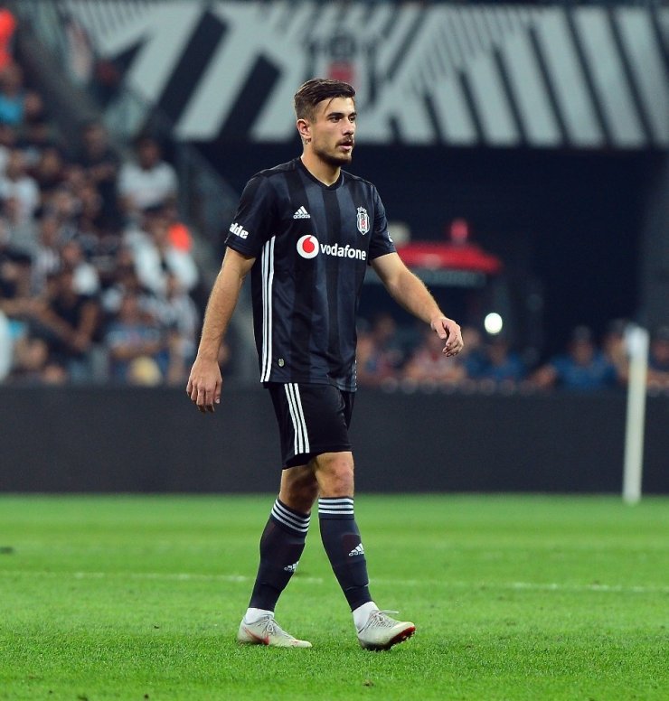 Beşiktaş, UEFA Avrupa Ligi Gruplarına Kaldı