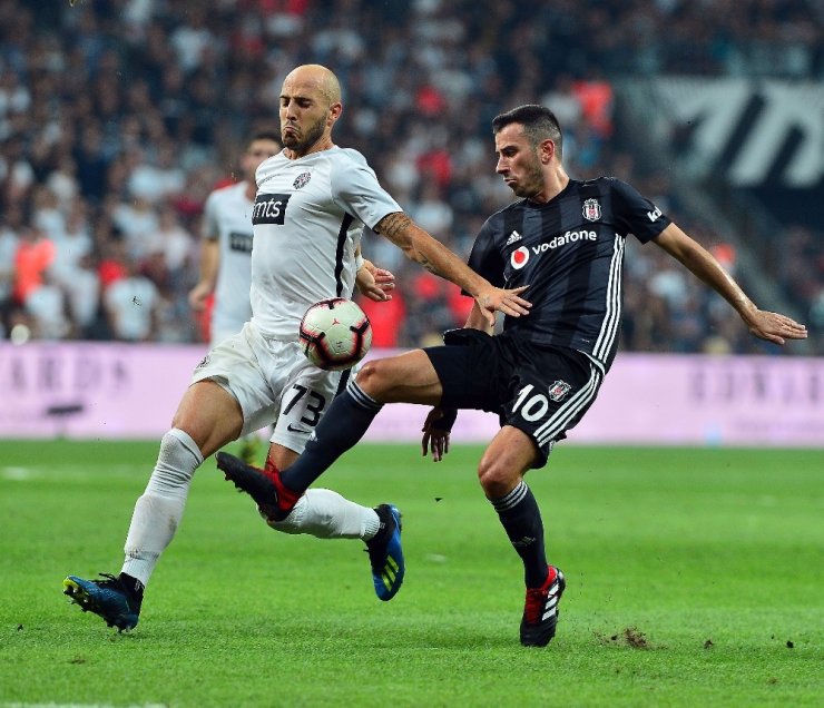 Beşiktaş, UEFA Avrupa Ligi Gruplarına Kaldı