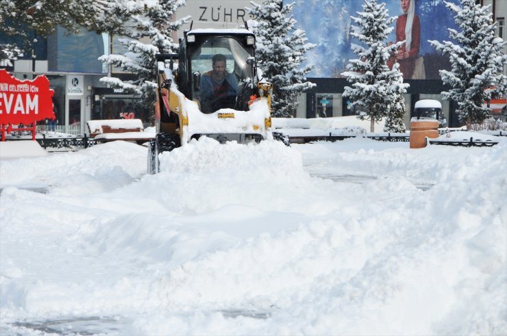 Bölgede 1609 Köy Yolu Ulaşıma Kapalı