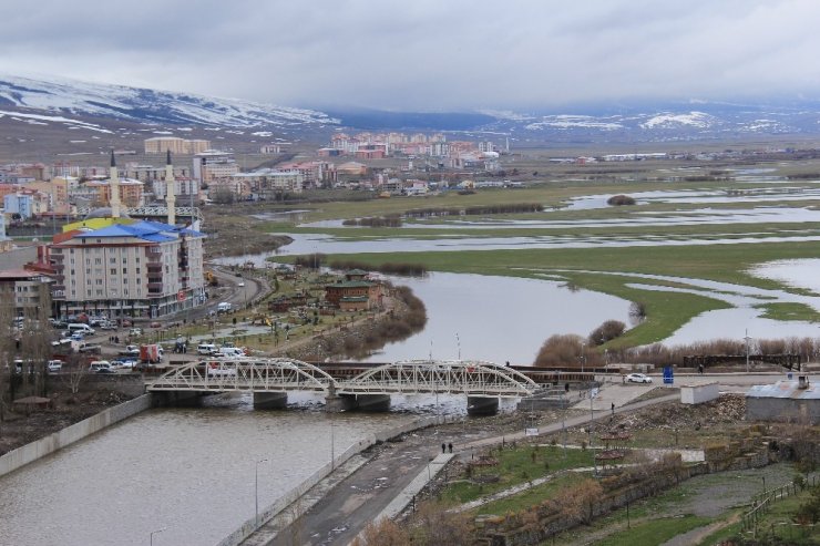 Baharda Ardahan ve Kura Nehri