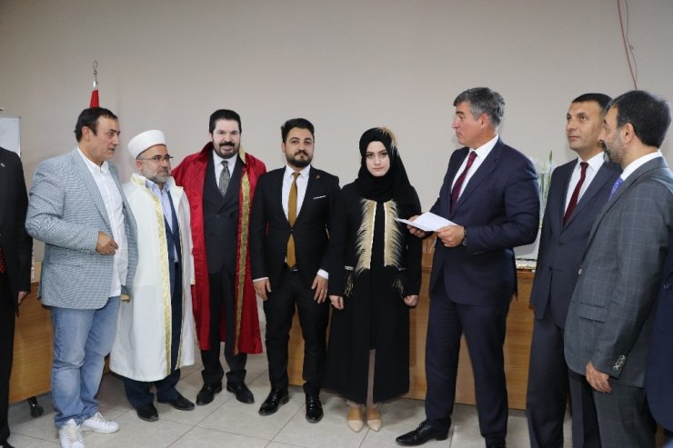 Feyzioğlu, Ağrı'da Nikah Şahitliği Yaptı