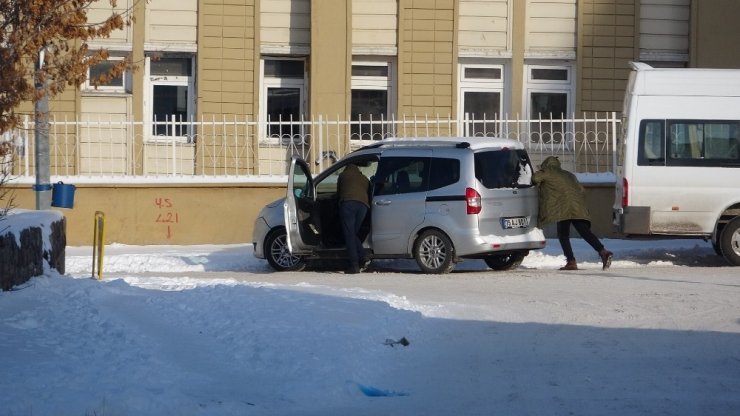 Ardahan’da Dondurucu Soğuklar