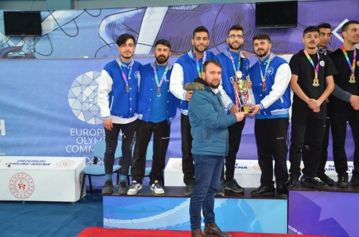 Erzurum’da ‘Curling Unilig’ Şampiyonası