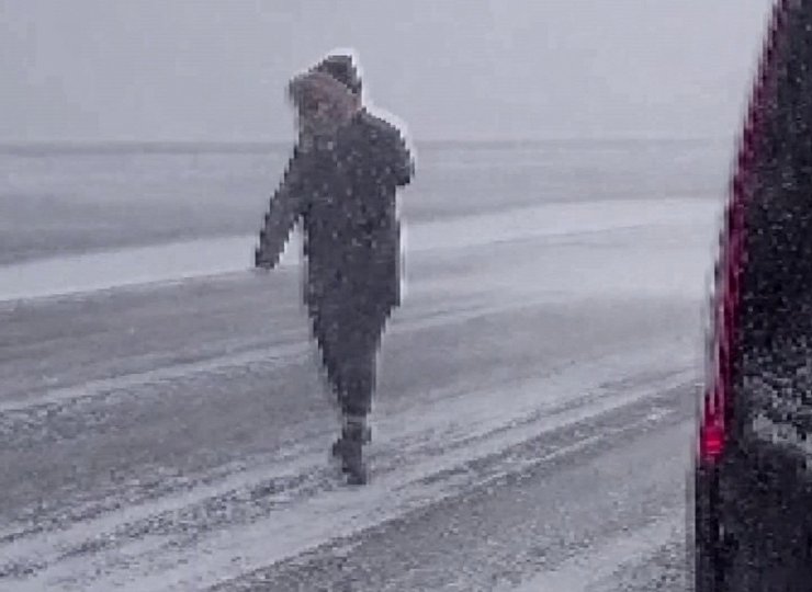 Kars’ta Etkili Olan Tipide Çok Sayıda Araç Mahsur Kaldı