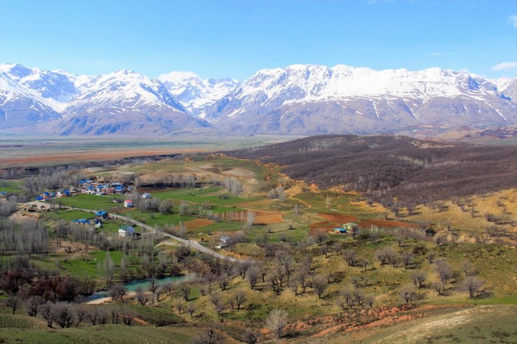 Munzur Vadisi İlkbaharda Bir Başka Güzel