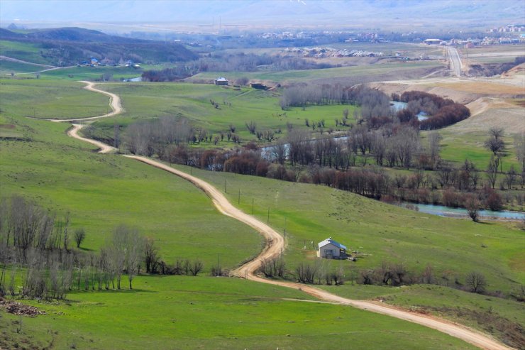 Munzur Vadisi İlkbaharda Bir Başka Güzel