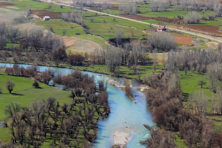 Munzur Vadisi İlkbaharda Bir Başka Güzel