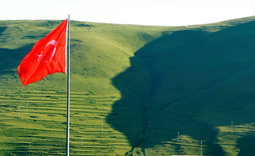 ‘Atatürk Silueti’ Görülmeye Başlandı