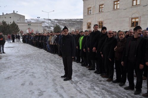 Kars’ta Halep İçin Gıyabi Cenaze Namazı Kılındı