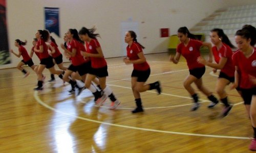 Sporla Ege’nin İki Yakasını Birleştirdiler