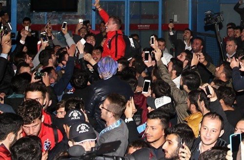 Trabzonspor’a Coşkulu Karşılama