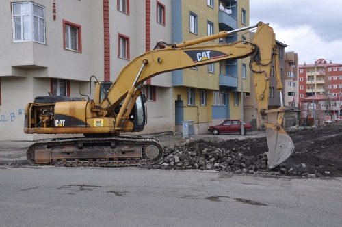 Yol ve Kaldırım Çalışmaları Başladı